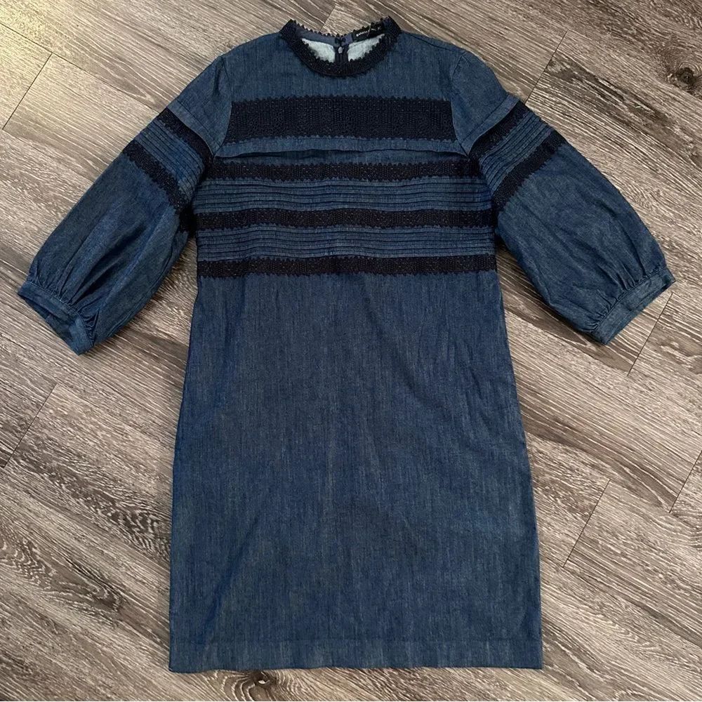 Banana Republic Denim Pintuck & Lace Shift Dress
